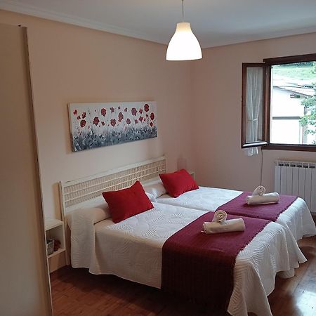 Lopenea Vila Garzáin Exterior foto