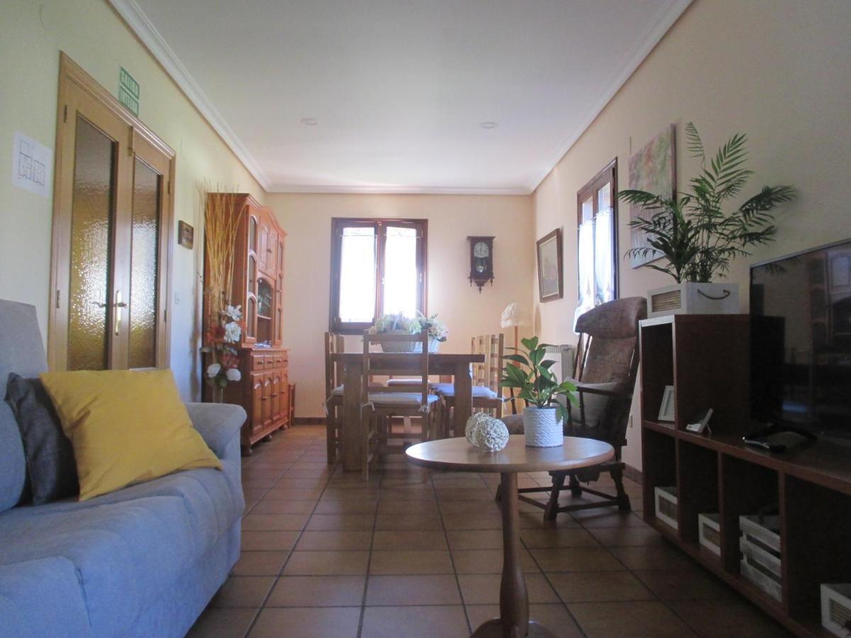 Lopenea Vila Garzáin Exterior foto
